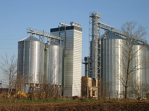 Стационарная энергосберегающая зерносушилка STRAHL 6000 FR фото